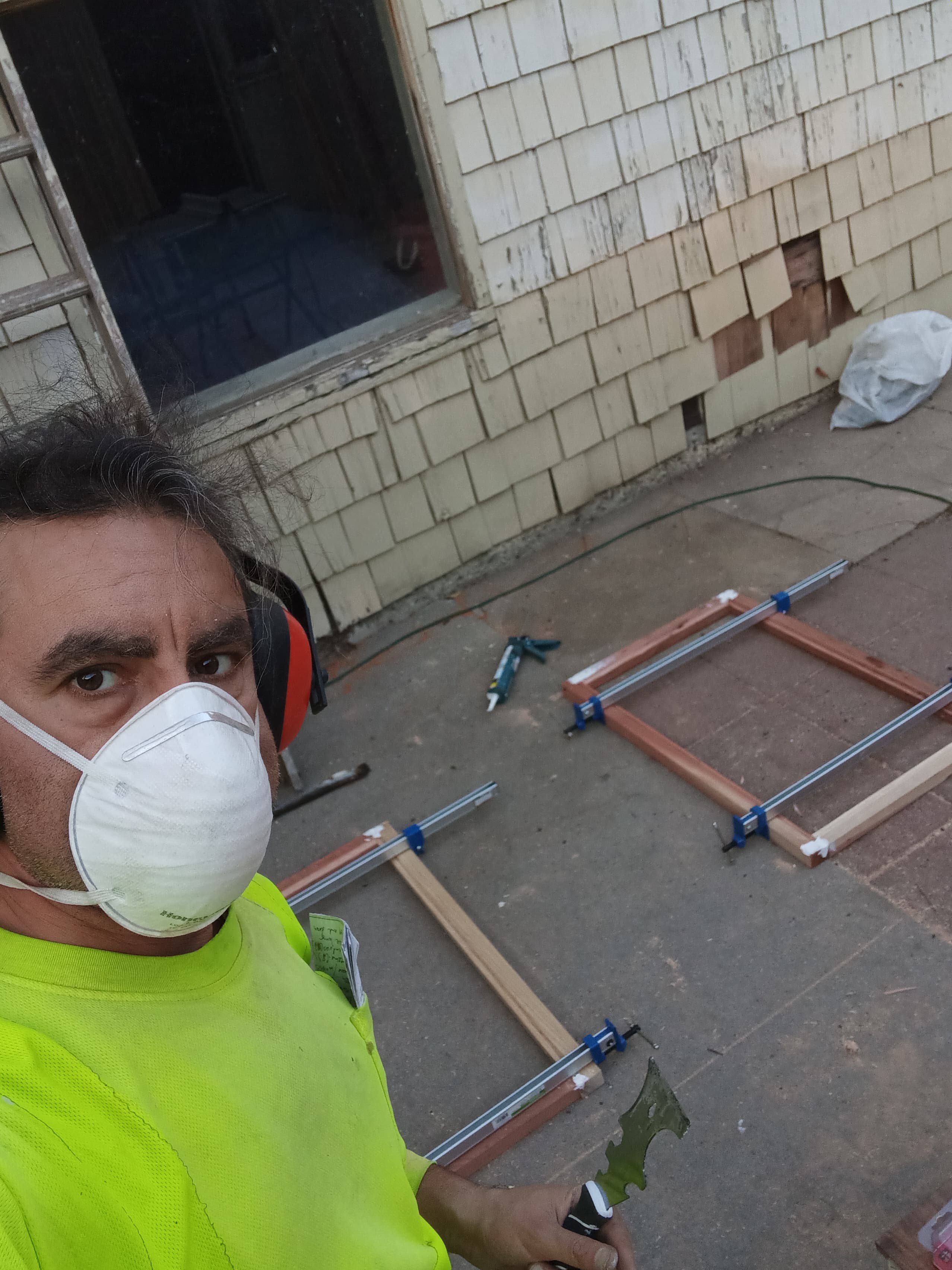 Jorge work in Pasadena, CA