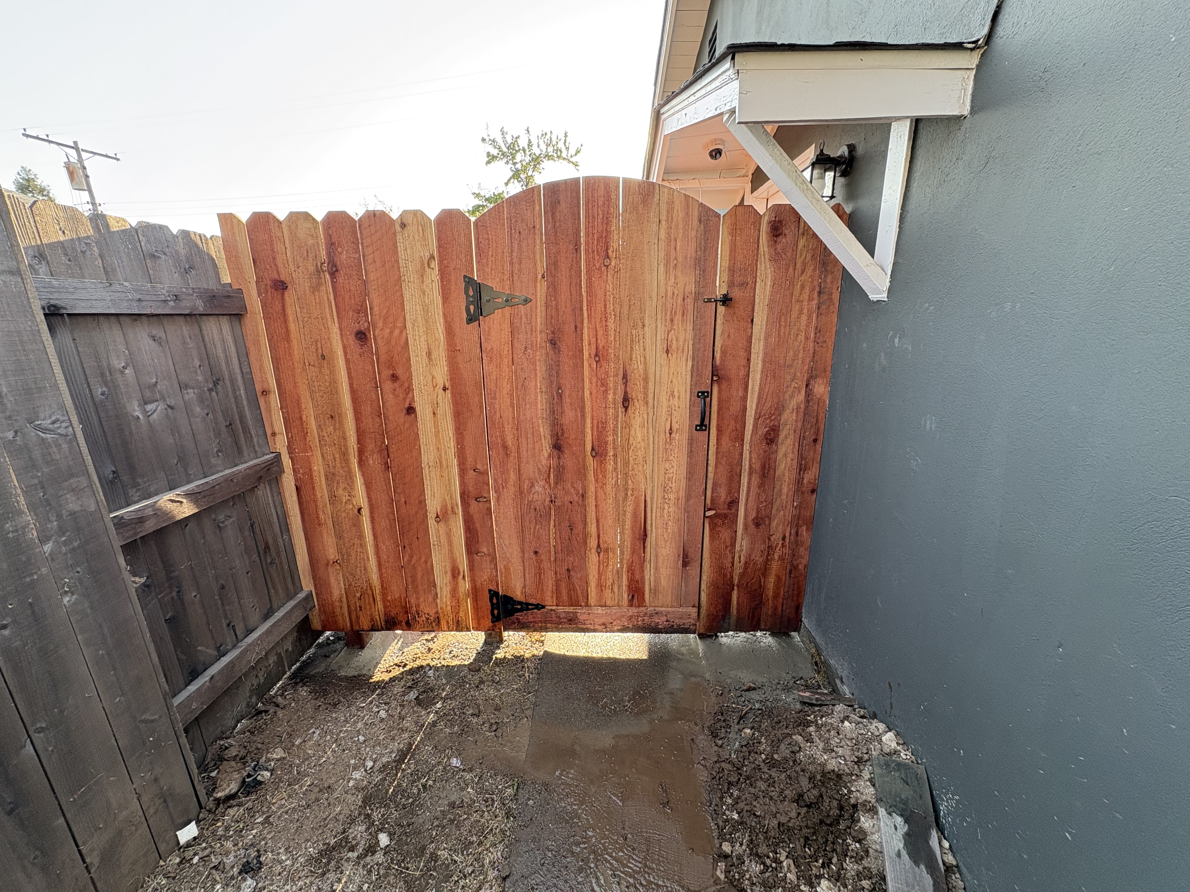 Gilberto — Fence Install work in Elk Grove, CA