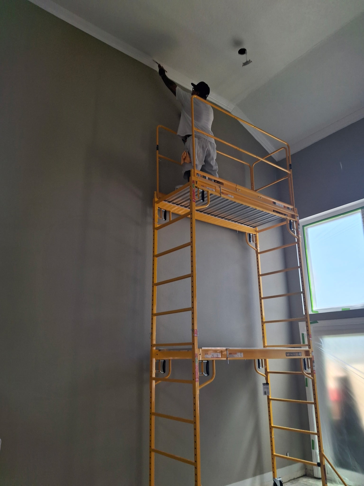 Ivan work in Palmdale, CA