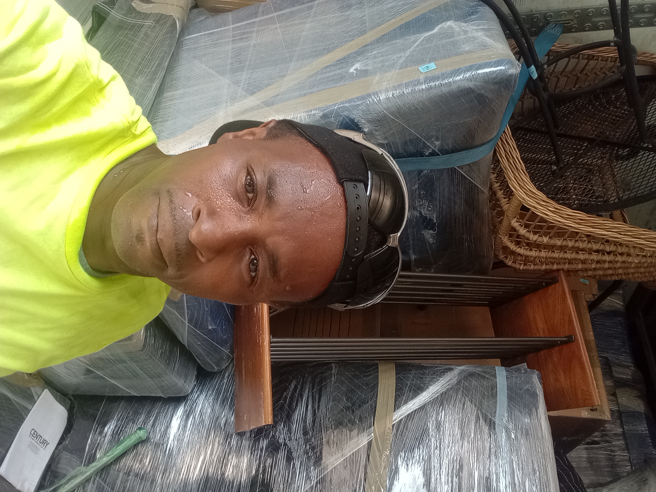 Darrick — Jardín work in Harrison Township, MI